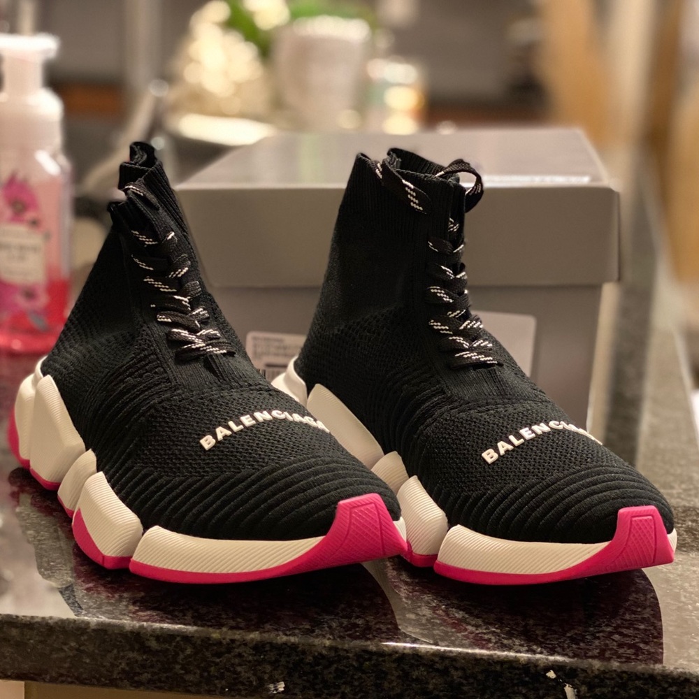 Balenciaga woman runners 37